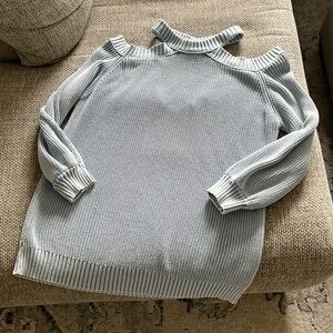Vici sweater